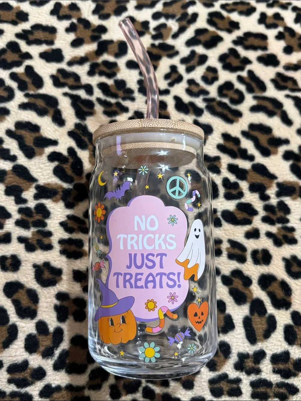 NO TRICKS JUST TREATS 💜🧡 Glass Tumbler Cup Straw Halloween Ghost Pumpkin Dorm